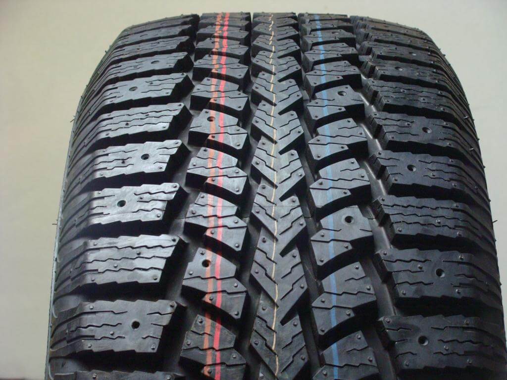 Maxxis Presa Spike MA-SLW 205/65R16C 107/105Q