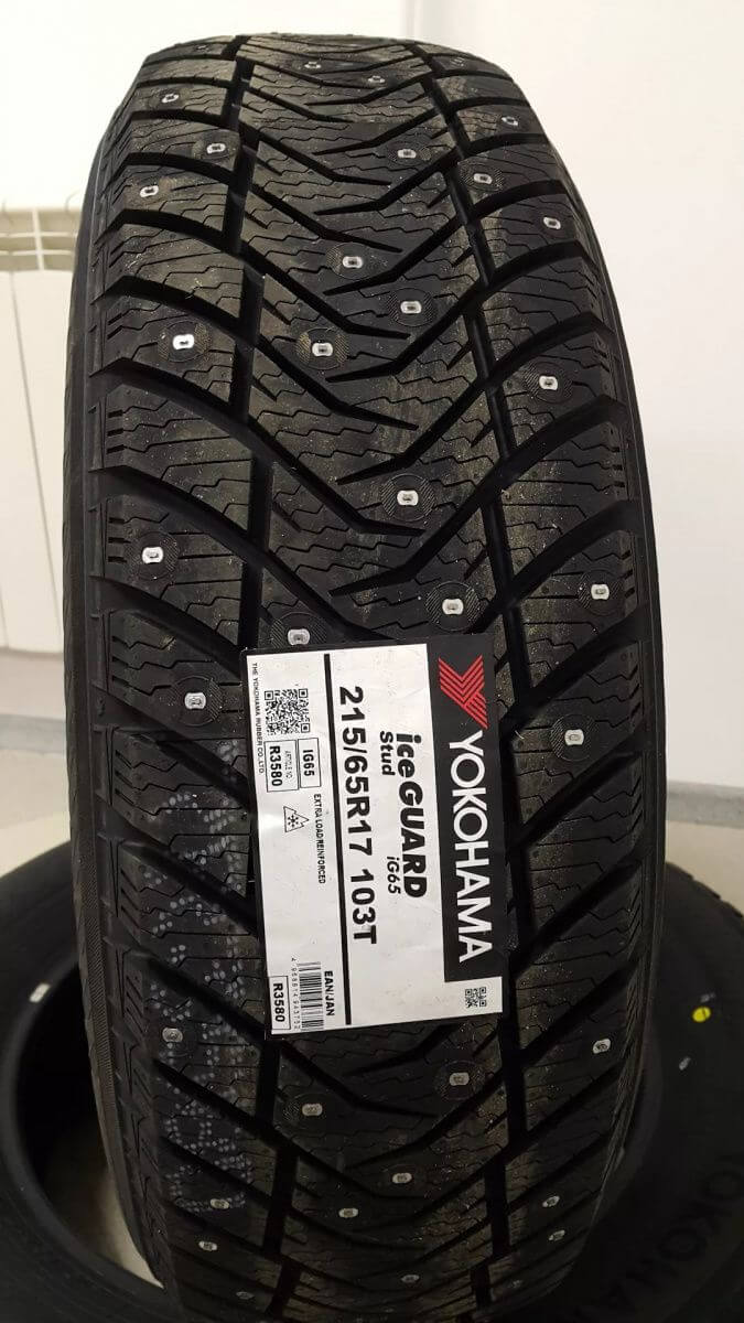 Yokohama Ice Guard IG65 235/55R19 105T