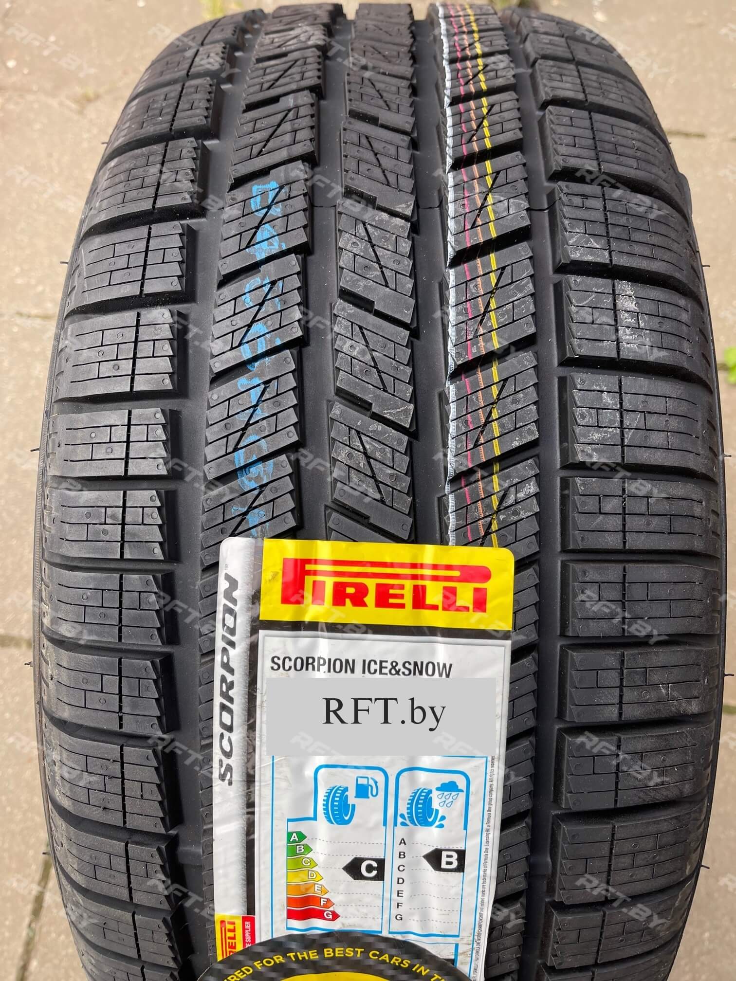 Pirelli Scorpion Ice&amp;Snow 285/35R21 105V RunFlat