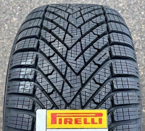 Pirelli Scorpion Winter 2 275/35 R22 104 V