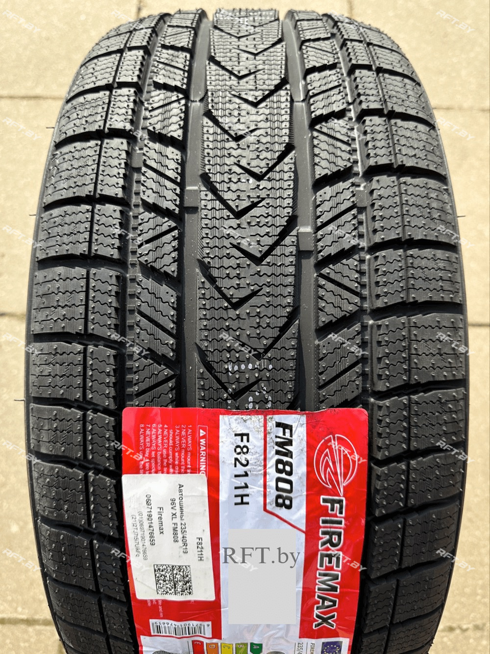 Firemax FM808 225/40R18 92V