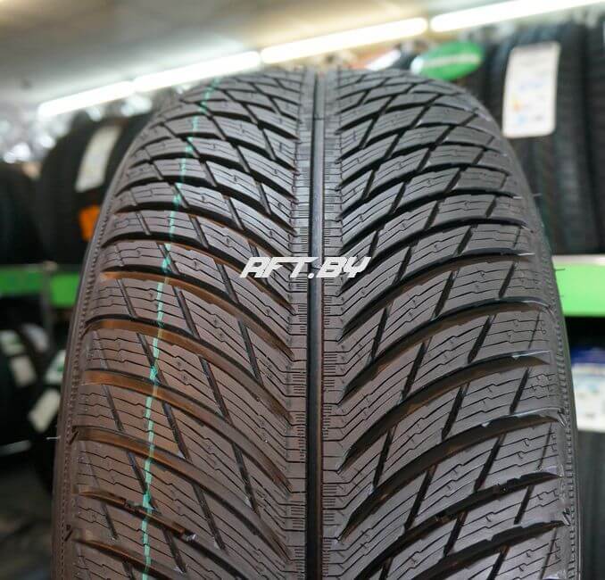 Michelin Pilot Alpin 5 235/50R19 103H
