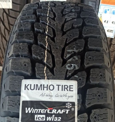 Kumho Wintercraft WI32 185/60R14 82T