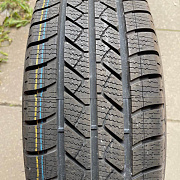 Goodyear Vector 4Seasons Cargo 215/65 R16C 109/107T