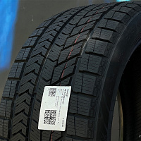 Unistar Ice Protection 315/30R22 107H