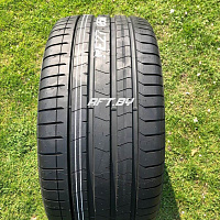 Pirelli P Zero New (Luxury saloon) 275/35R21 103Y RunFlat