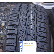 Michelin Agilis Alpin 215/60R17C 104/102H