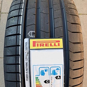Pirelli P Zero PZ4 285/40R19 107Y